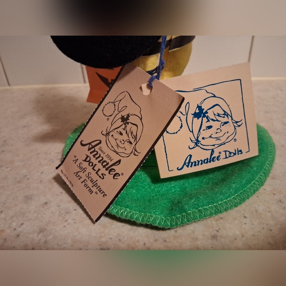 4 Annalee Dolls - Picture 5 of 6